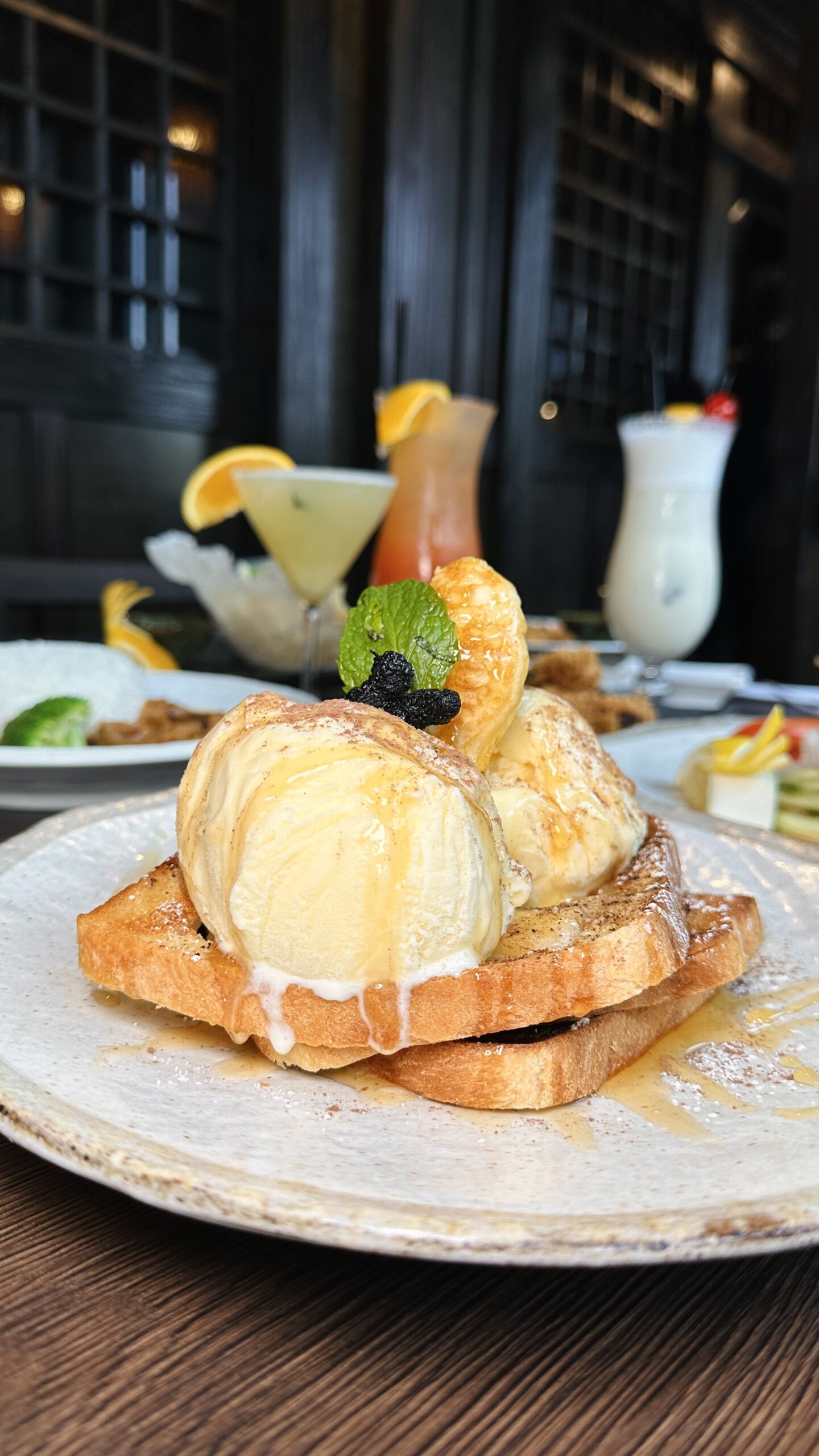 Honet Toast-min